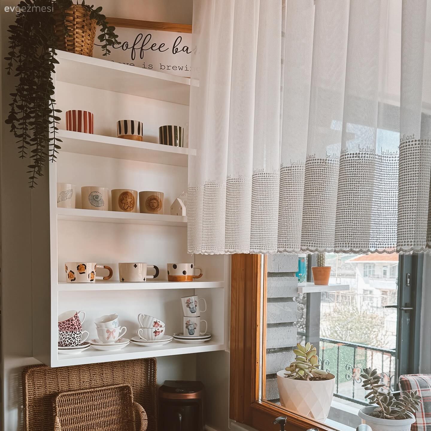 Mutfak rafı, Mutfak, Mutfak perdesi, Mutfak aksesuarları