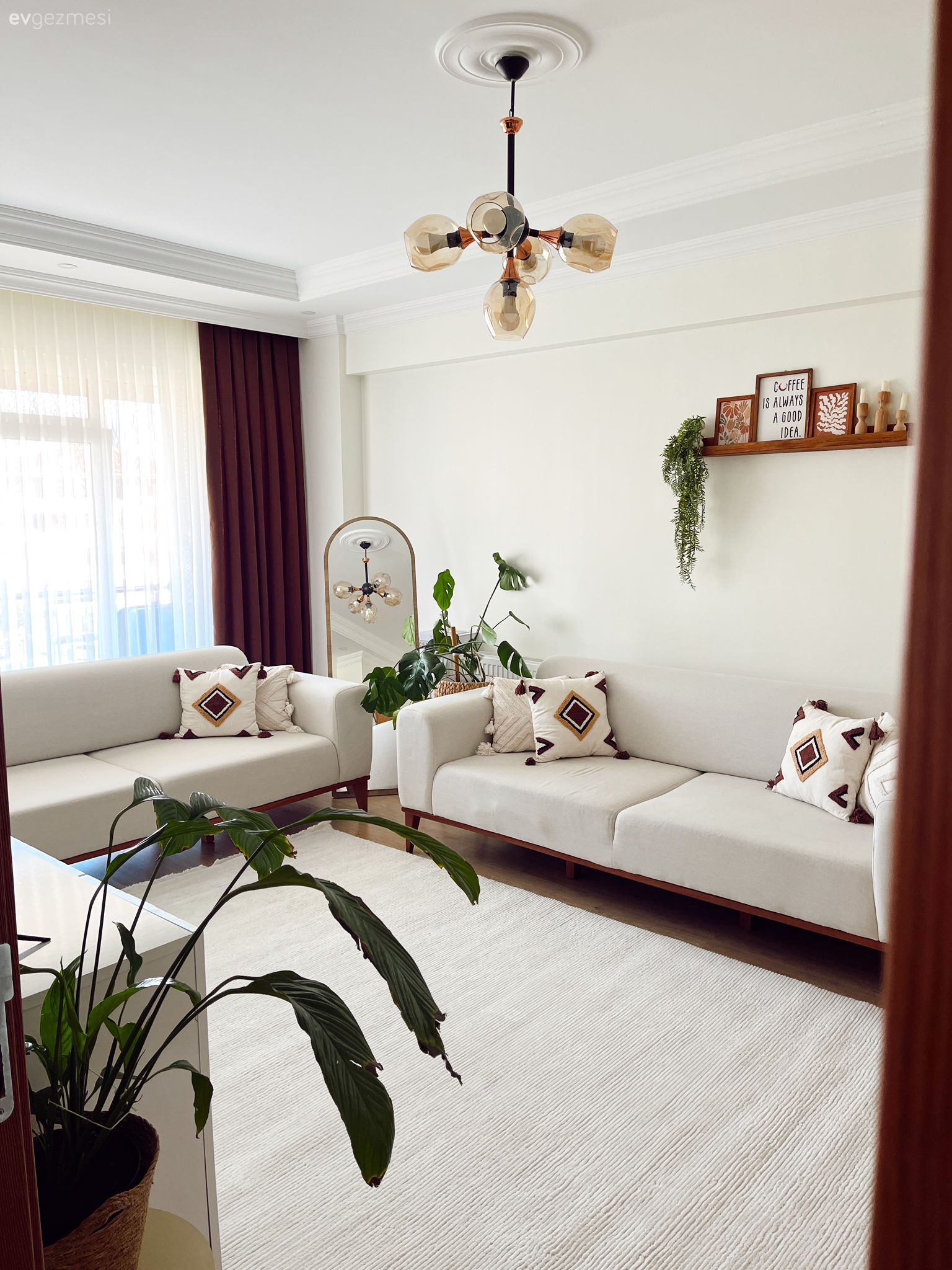 Bu Modern Dekorda Şatafat Yok Şıklık Çok!