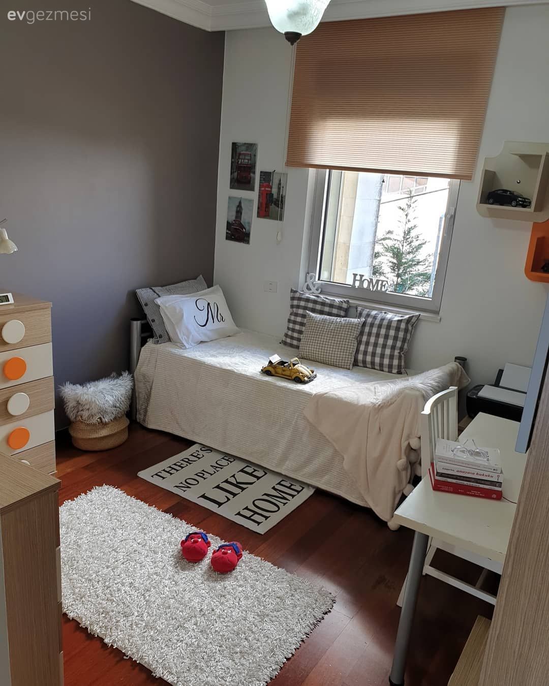 Çocuk Odası, Beyaz, Gri, Kahverengi, Şifonyer, Yatak Odası, Stor perde, Duvar dekorasyonu, Turuncu, Duvar rafı