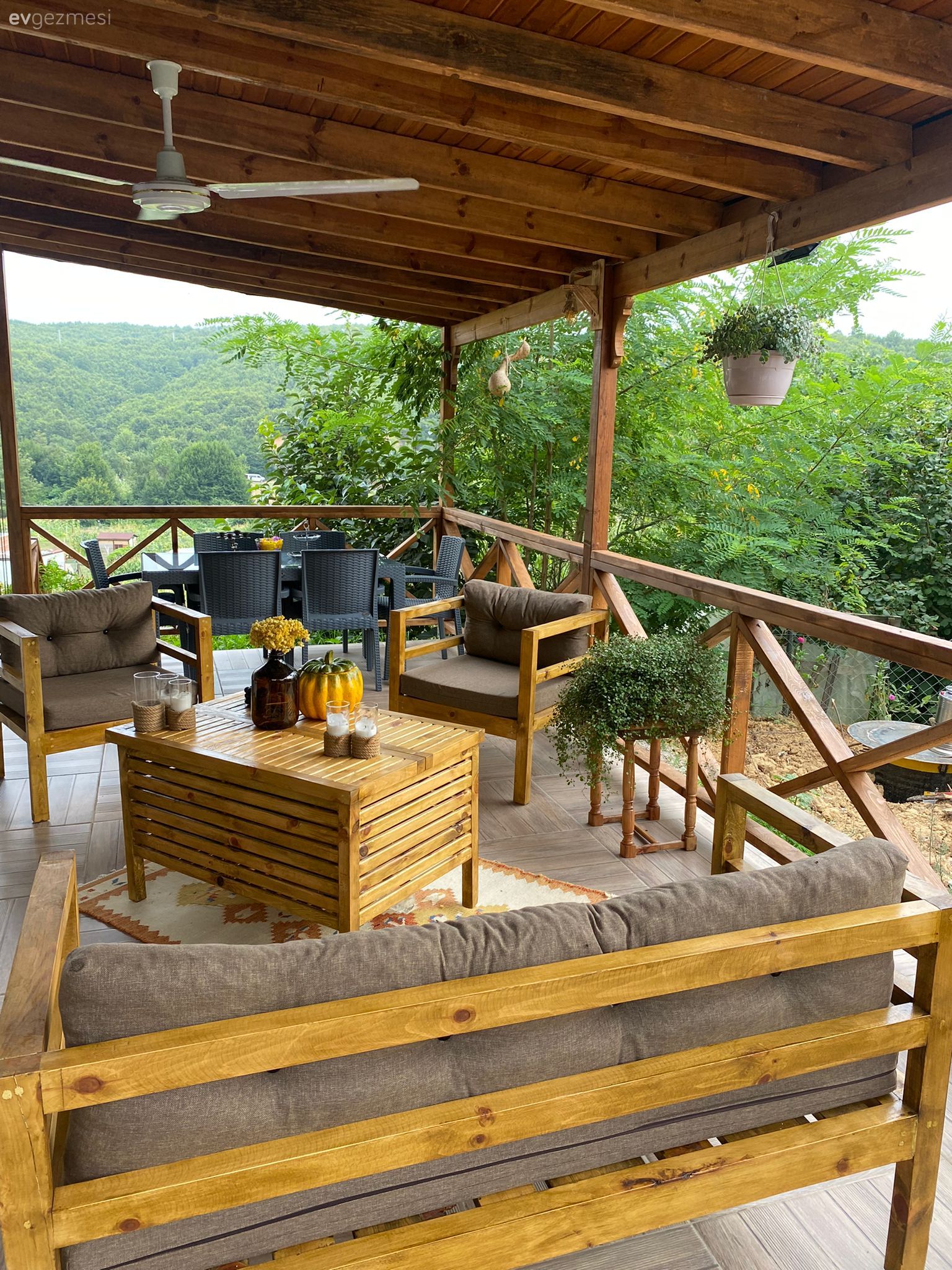 Şile'deki Bu Köy Evi Geçmişe Yolculuk Yaptıracak Cinsten!