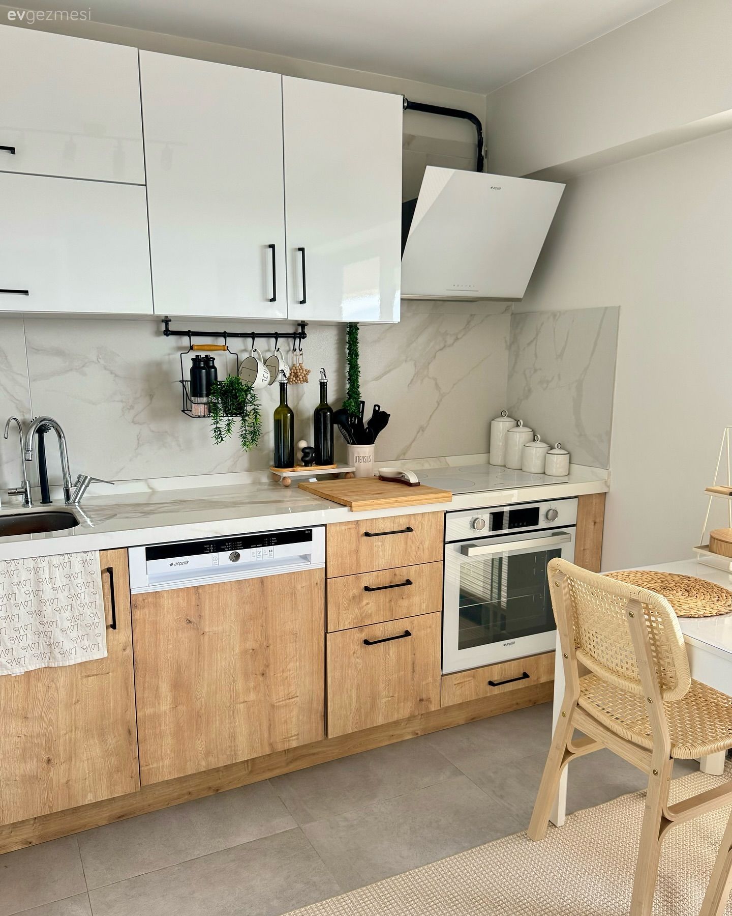 Bu Kocaeli Evinde Her Oda Ferah ve Sıcak Olmayı Başarmış