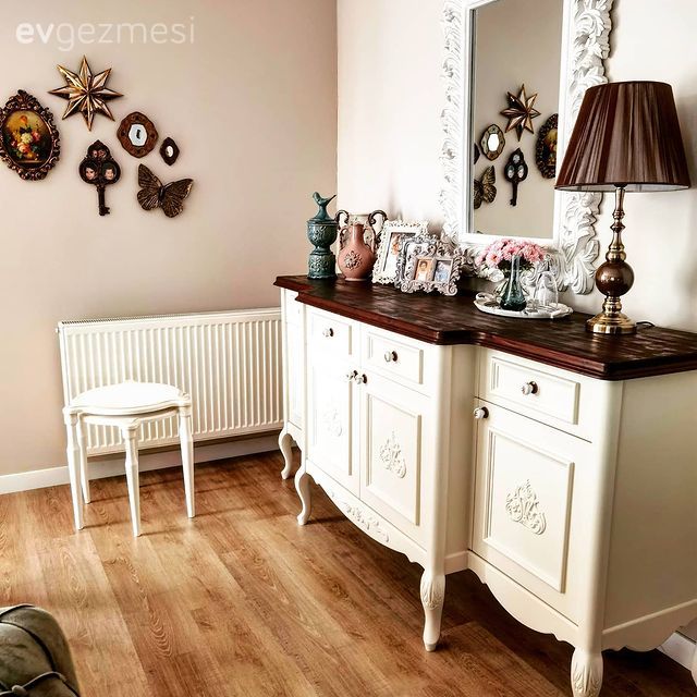 Parke, Beyaz, Kahverengi, Abajur, Aydınlatma, Ayna, Dekoratif Objeler, Duvar dekorasyonu