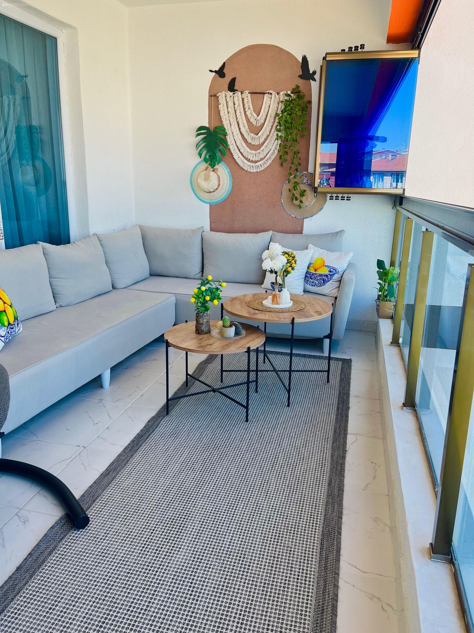 Bu Ankara Evinde Rutini Bozan Sürprizlere Yer Verilmiş