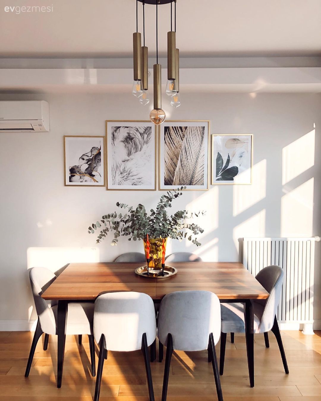 Yemek Odası, Yemek masası, Sandalye, Gri, Ahşap Mobilya, Tablo, Duvar dekorasyonu, Vazo, Ev Aksesuar, Ev bitkisi, Çerçeve, Avize, Aydınlatma