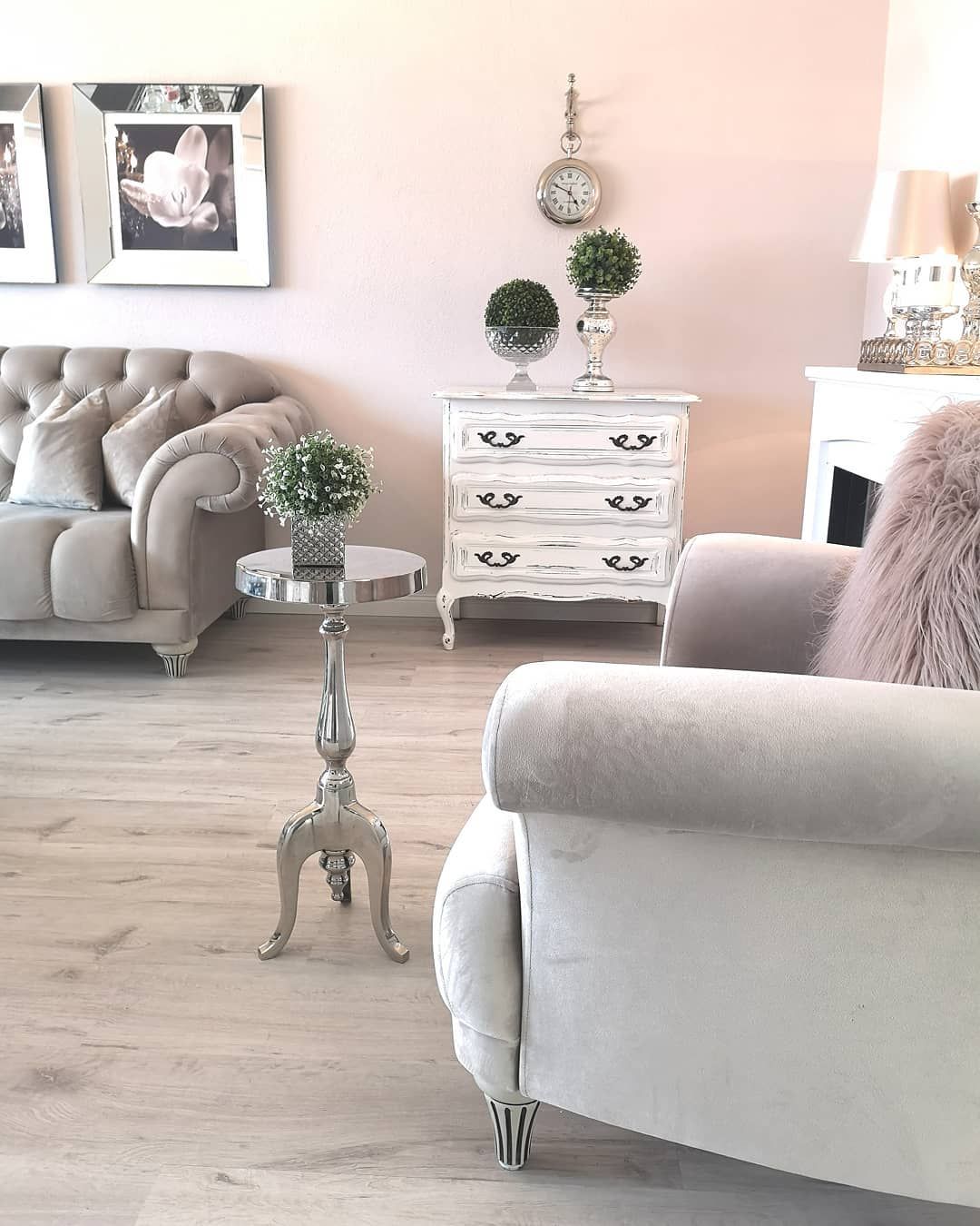 Şık Olmayı Aklına Koyan Bu Evin Göbek Adı Işıltı