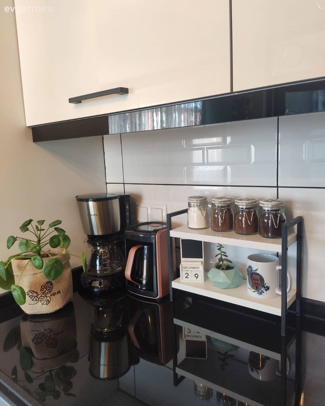 Bu Ordu Mutfağı Sadelikten Ödün Vermeden Şıklığa Kavuşmuş!