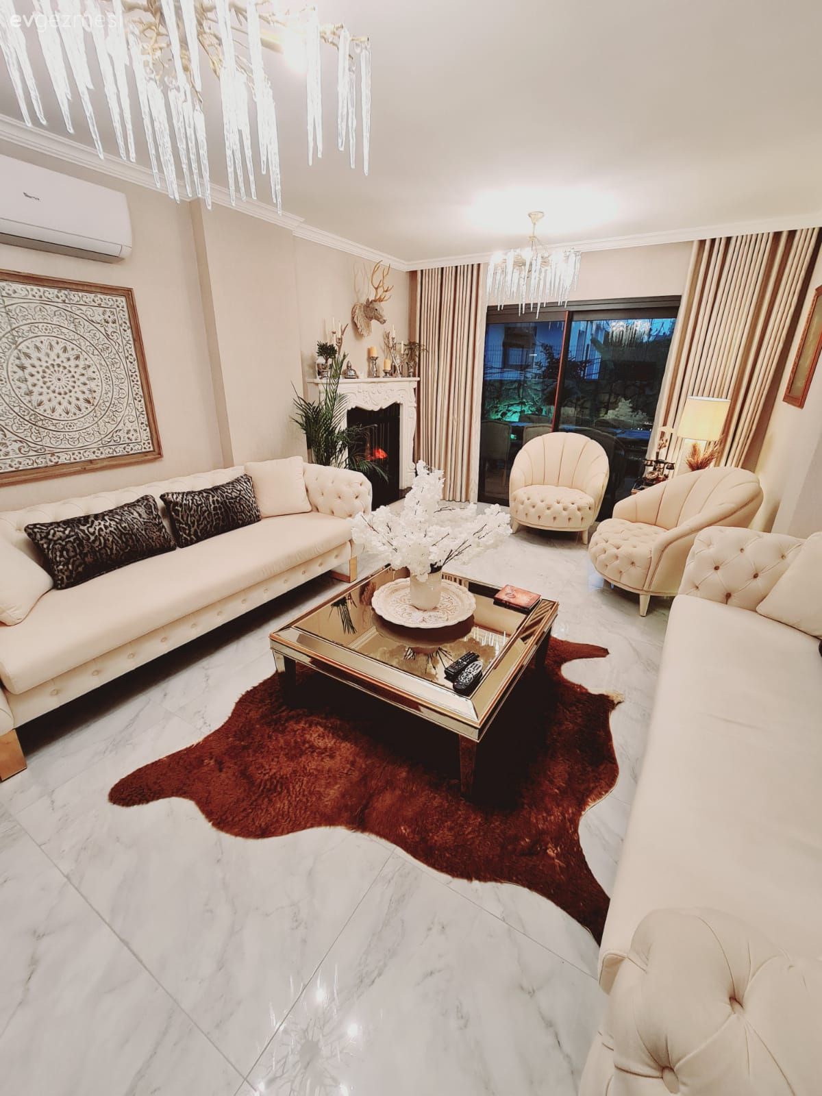 Bu Bodrum Evinde Farklı Stiller Birbirine El Sallamış!