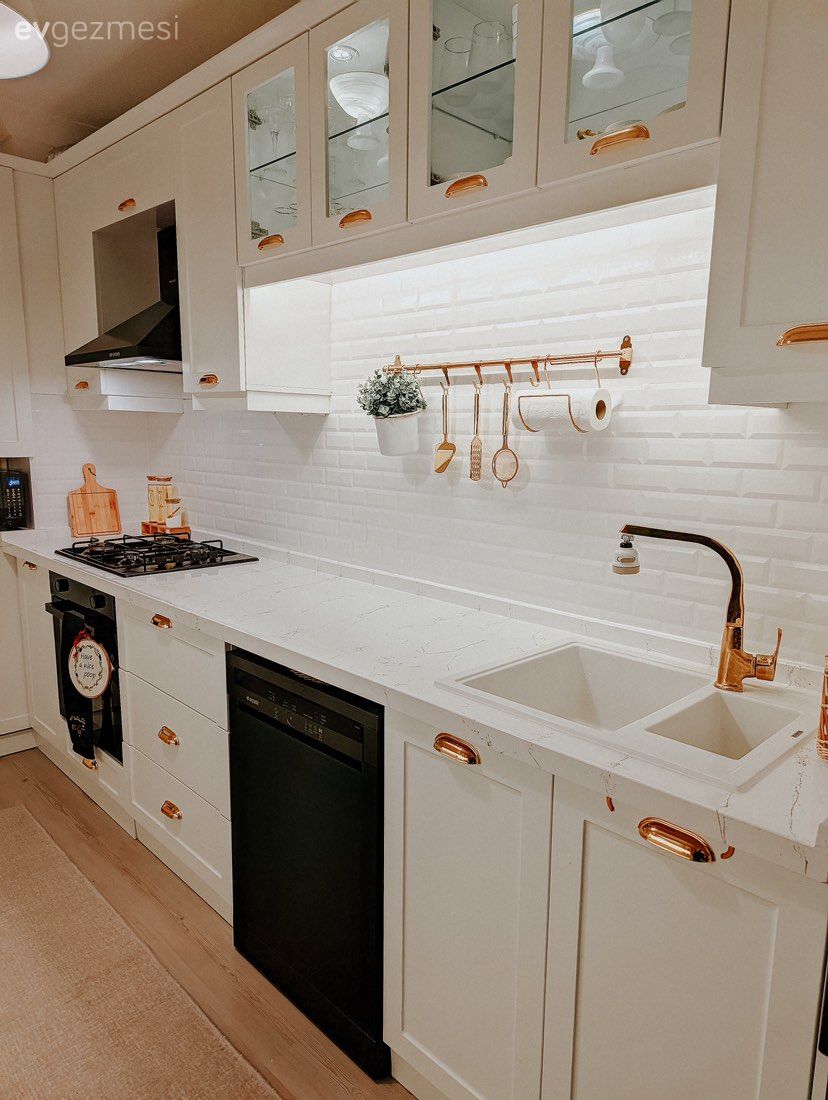 Bu Ankara Mutfağında Beyazın Etkisi Çok Belirgin!