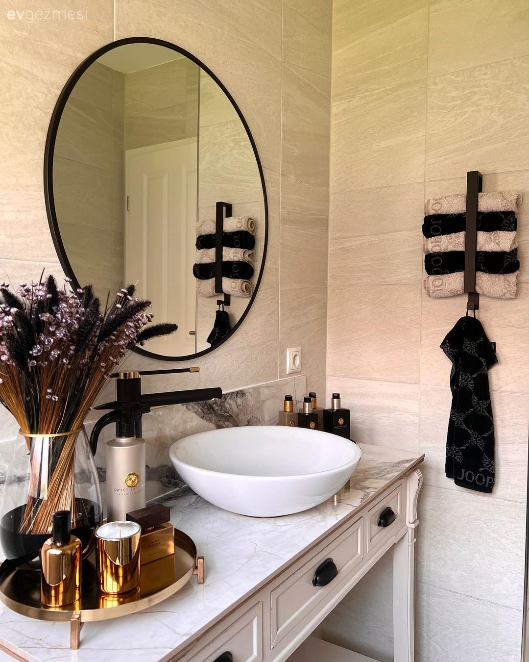 Banyo, Beyaz, Banyo aynası, Dekoratif Objeler, Banyo dolabı