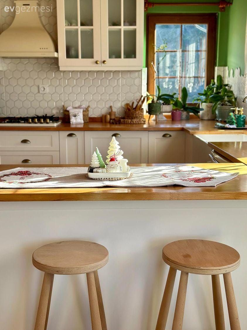 Bu Eski Köy Evinin Yeni Halinde Her Köşe Ayrı Sürprizlerle Dolu!