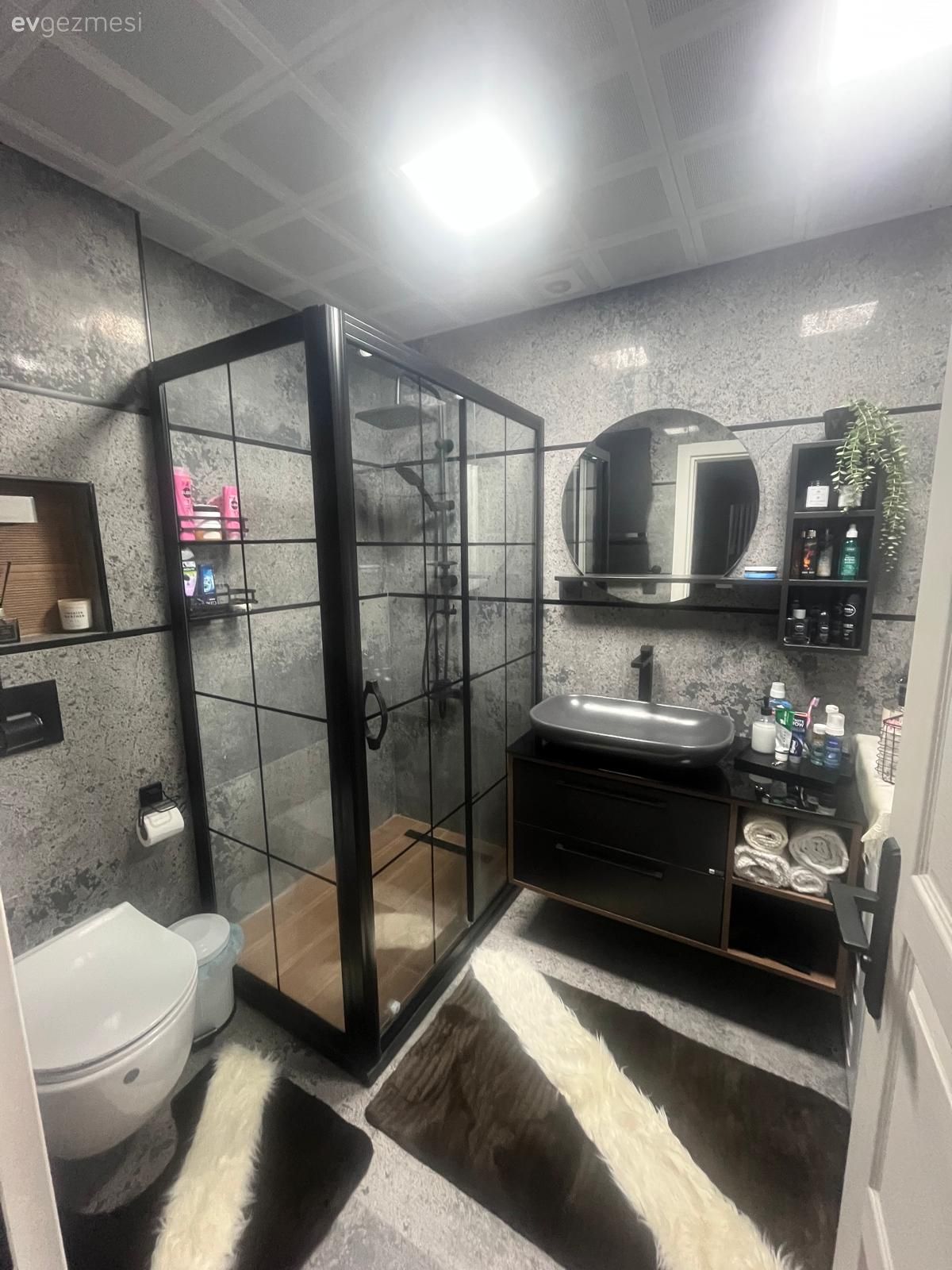 Öncesi Demode Sonrası Modern: İstanbul'dan Bir Banyo Değişimi