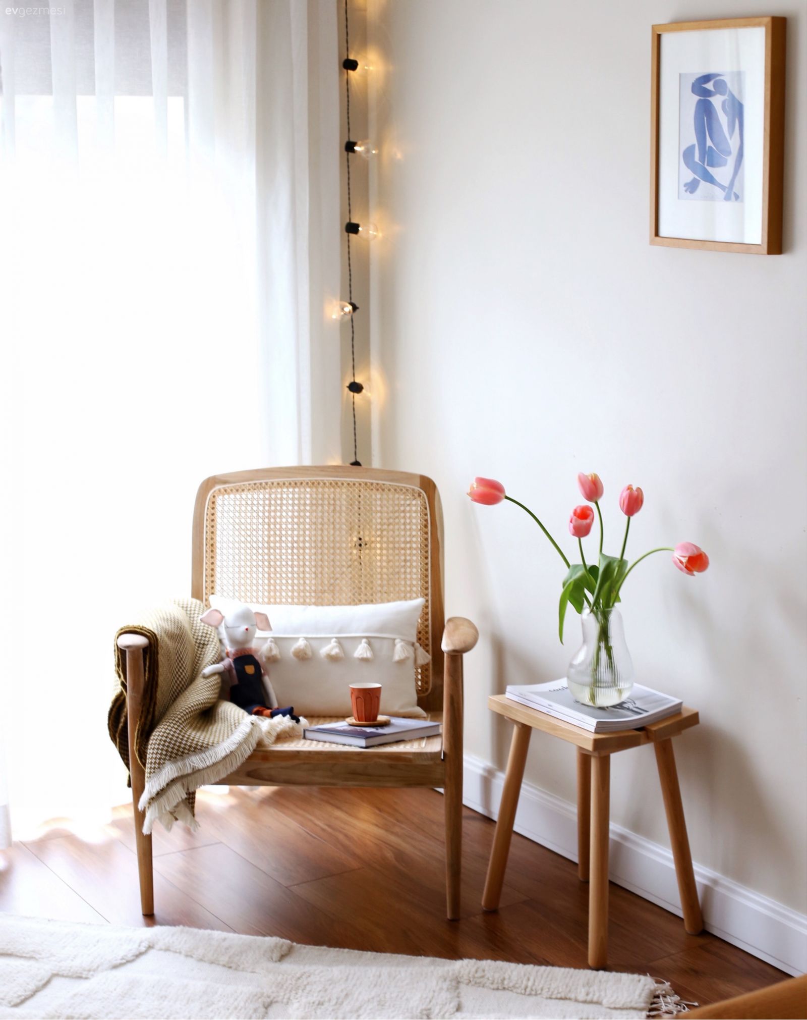 Bu İstanbul Evinde Ne Fazlalık Var Ne de Monoton Bir Azlık!