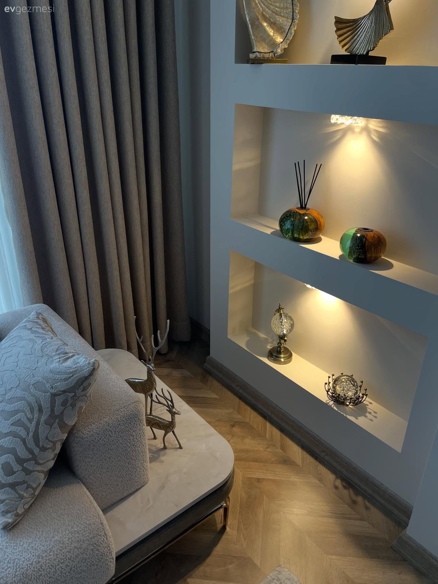 Bej, Dekoratif Objeler, Alçıpan tv ünitesi, Tv ünitesi, Tv ünitesi aksesuarları, Ev Aksesuar