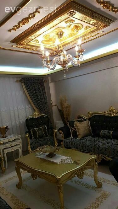 Klasik Şıklıktaki Bu Ev Gösterişli Detayları Çok Seviyor!