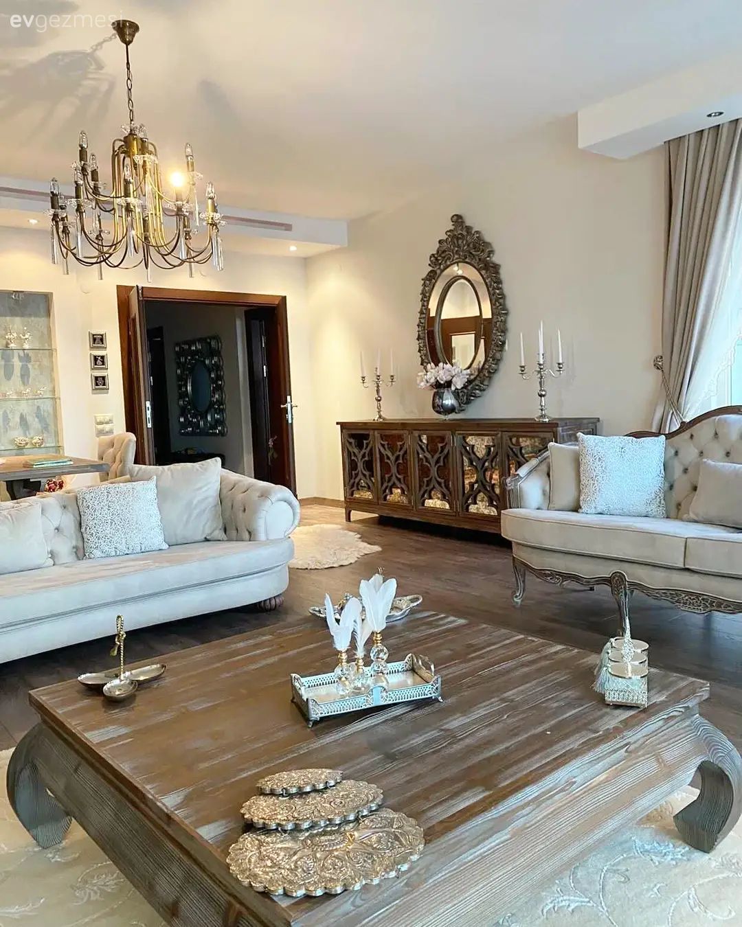 2021 Yılından Ev Gezmeleri: Yılın En Sevilen Salonları!