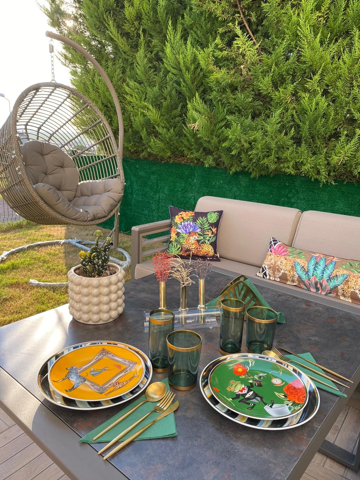 Bahçe, Salıncak, Bahçe masası, Vizon, Yeşil