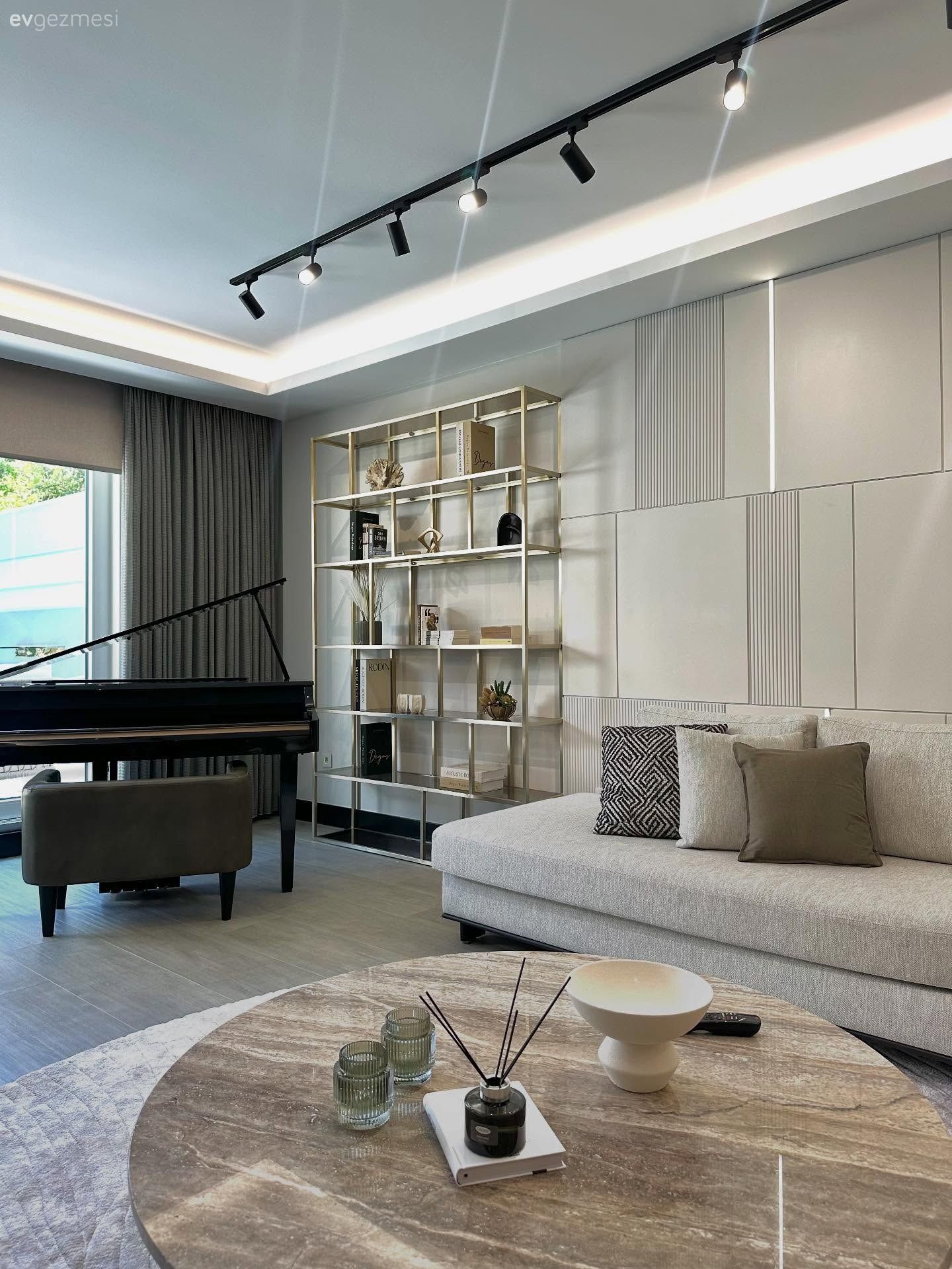 Modern Bileşenler Bu Evin Şıklık Formülünü Oluşturmuş