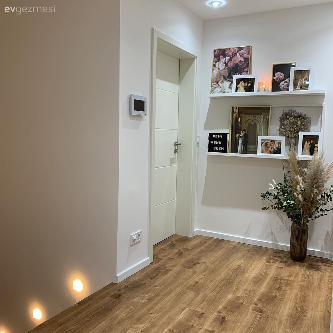 Hol, Duvar rafı, Duvar dekorasyonu, Vazo, Ev Aksesuar