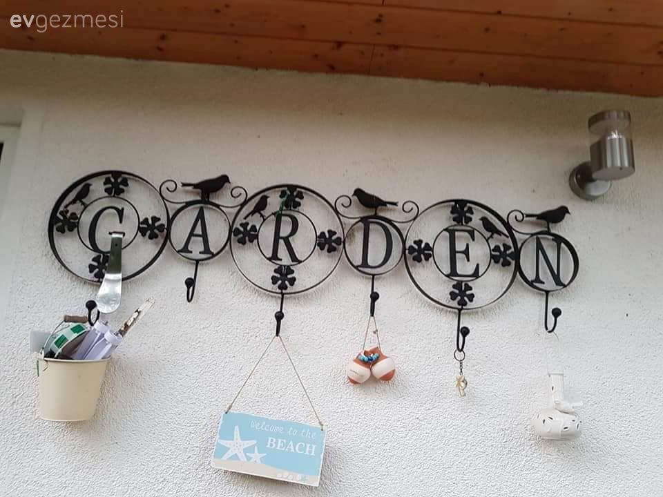 Bu 24 Metrekarelik Evin İçi Sahil Kenarı Dışı Bağ Bahçe!