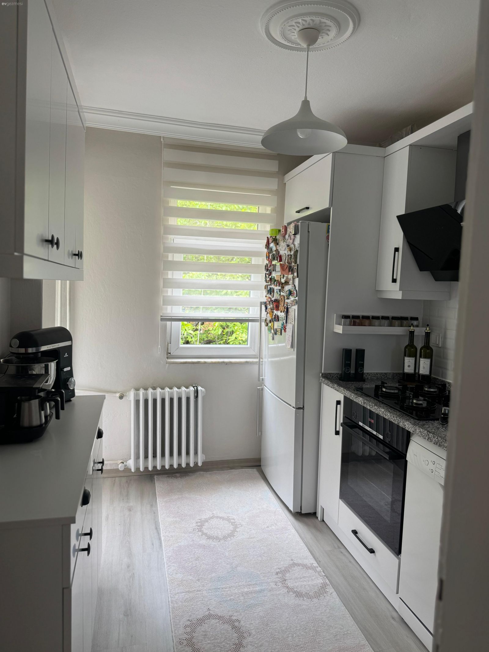 Lojman Olsa Da Komple Değişimle Ödüllendirilen Bir Mutfak