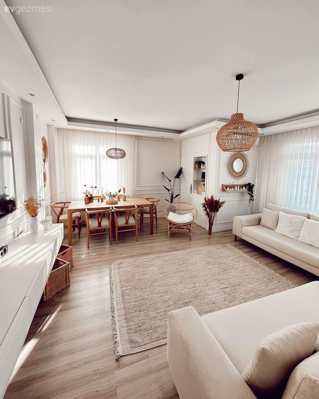 Öncesi&Sonrası: Griden Beyaza Geçiş Yapan Bu Salon Daha Ferahlamış!