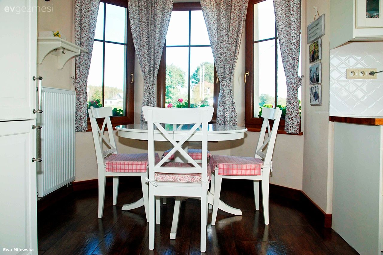 140 M2 İki Katlı Müstakil Ev: Evin İçi ve Proje Detayları