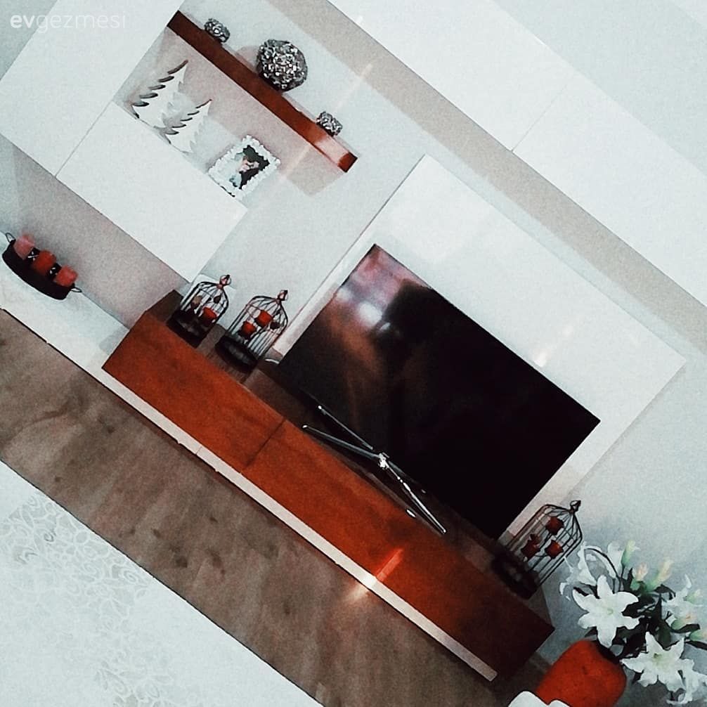 Bu Ev Klasik Stili ve Güçlü Renkleriyle Çok Şık