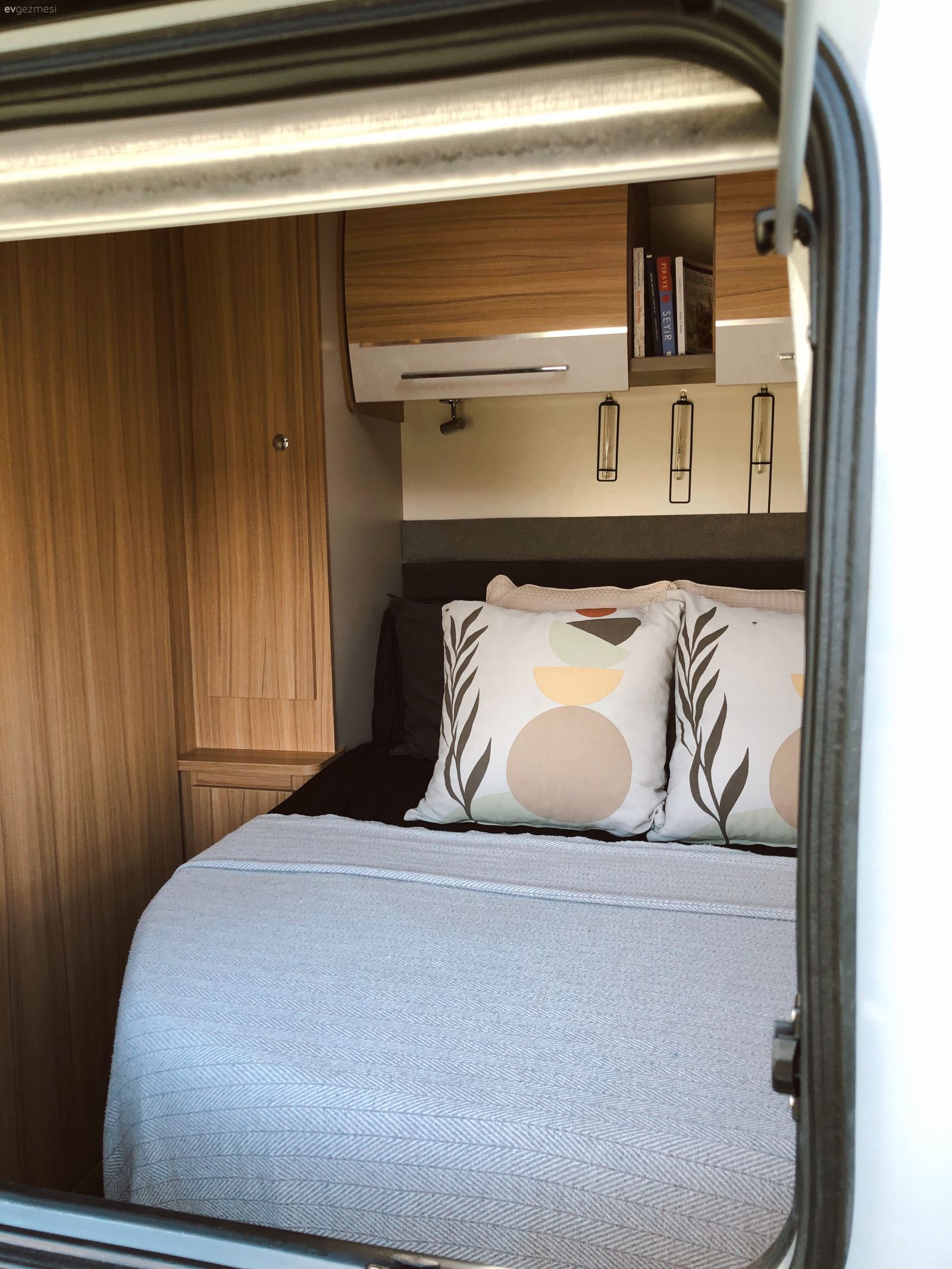 3+1 Evden Tam Zamanlı Karavana: Bir Doğayla Kucaklaşma Hikayesi!