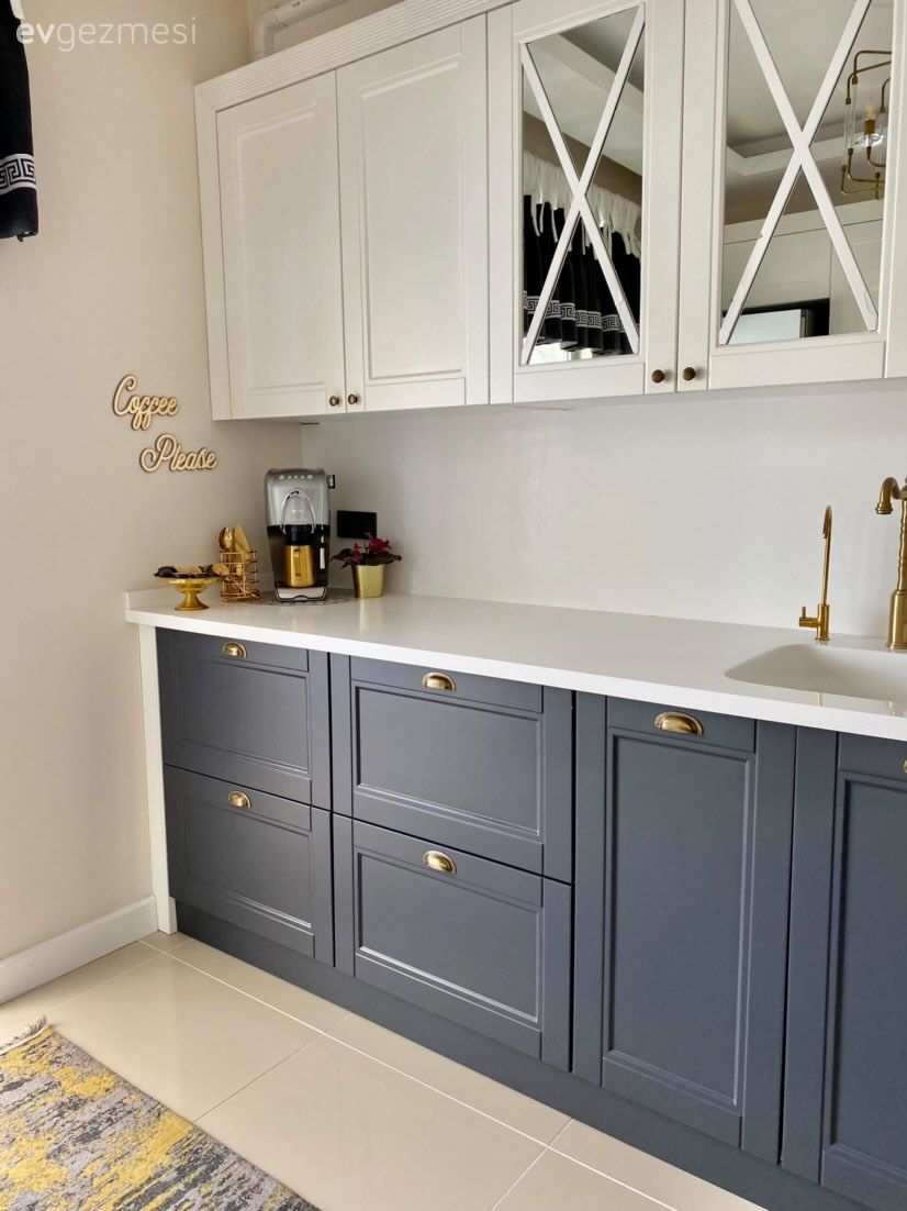 Bu Ordu Mutfağında Beyaza Eşlik Eden Tonlar Cazibeyi Arttırmış!