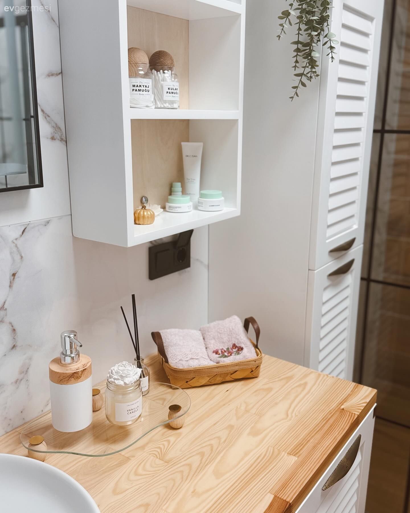 Bu Köy Evinde Geleneksel ve Modern Detaylar Bir Arada!