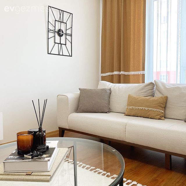 Salon, Modern, Beyaz, Bej, Hardal, Kırlent, Ev tekstili, Orta sehpa, Sehpa, Dekoratif Objeler
