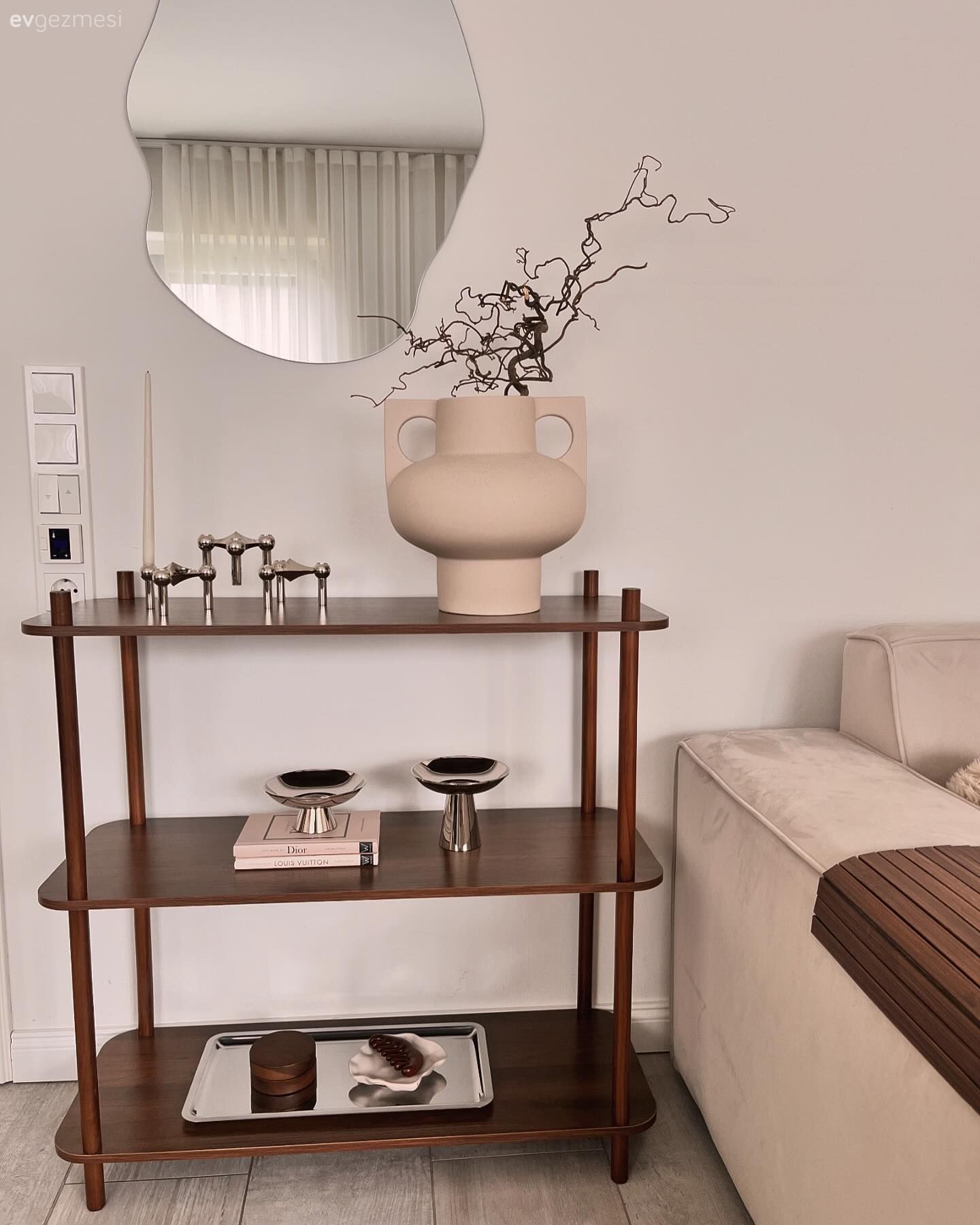 Dresuar, Ayna, Dekoratif Objeler, Koltuk takımı