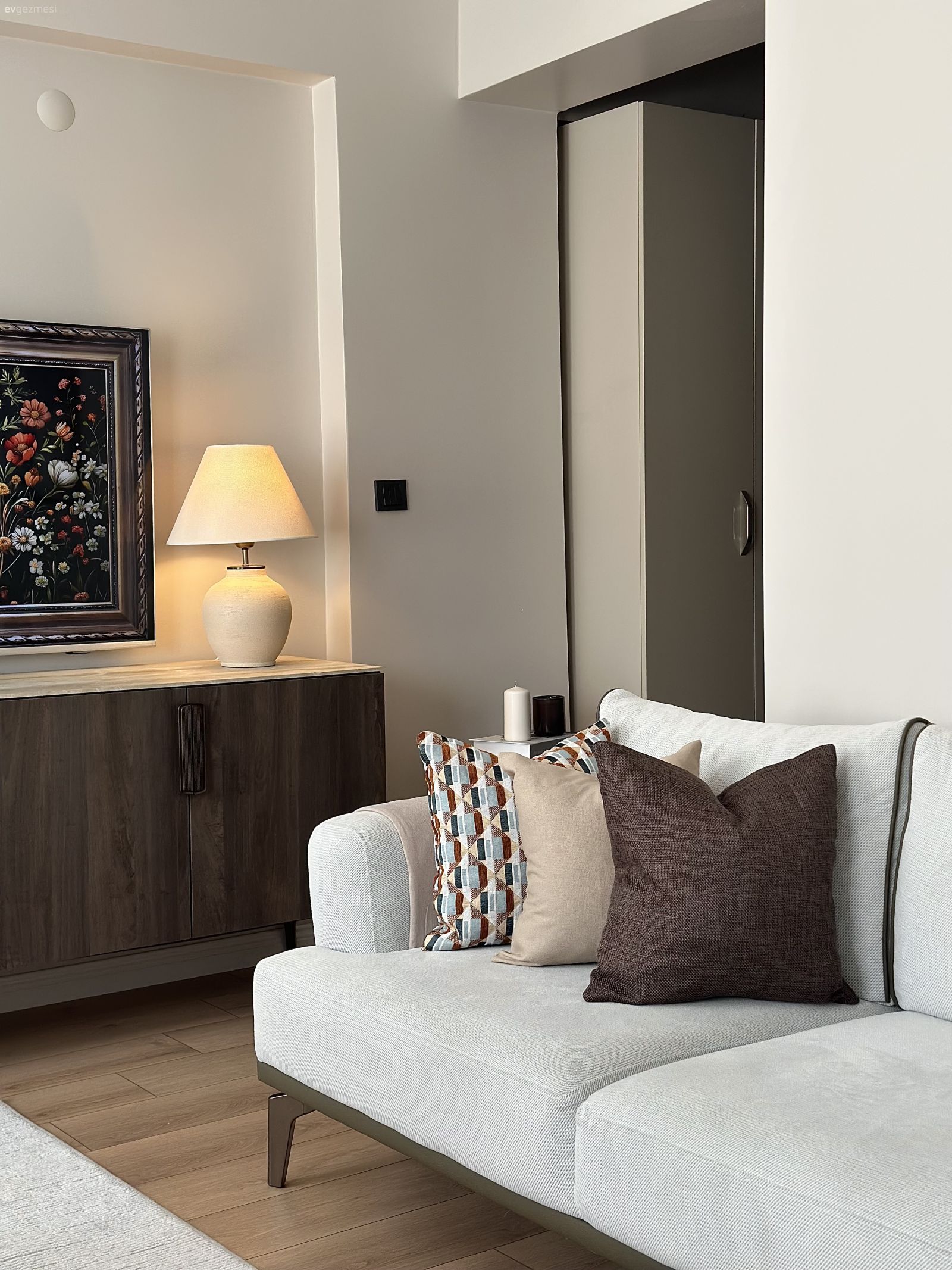 Küçük Evi Olanların Fikirler Alabileceği Türden Bir Dekor