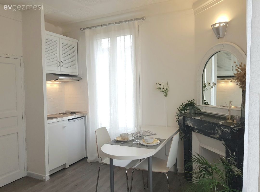 17 Metrekarelik Bu Dairenin İçinde Giyinme Odası Bile Var!