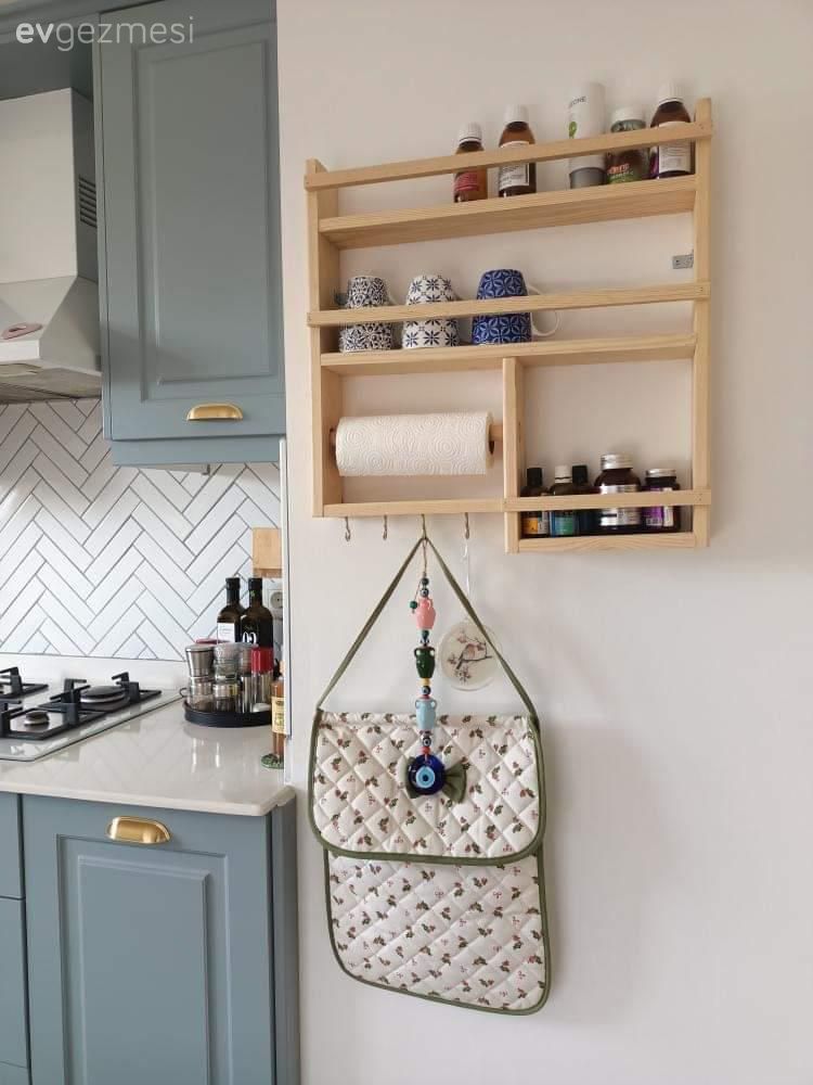 Mutfak, Yeşil mutfak, Yeşil, Beyaz, Gri, Mutfak tezgahı, Mutfak tezgah arası, Tezgah arası seramik, Mutfak aksesuarları, Mutfak rafı