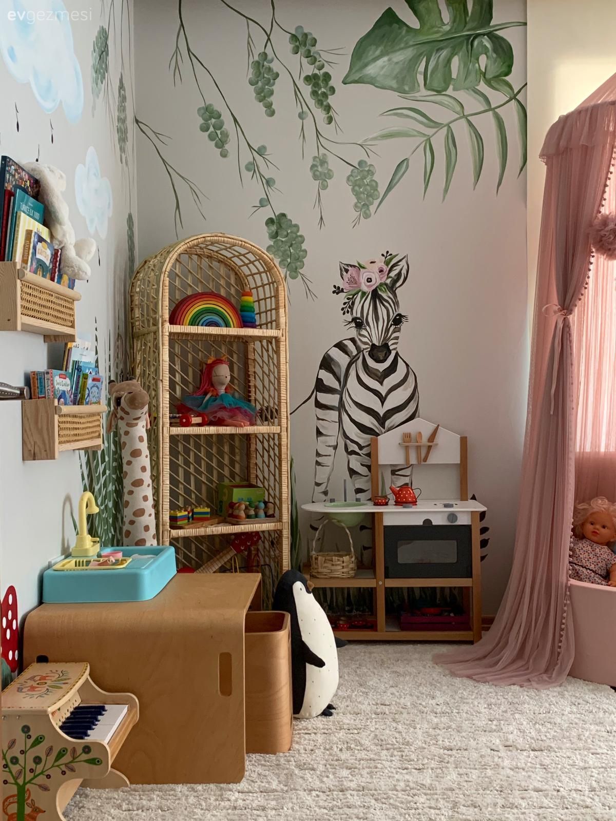 Bu Sakarya Evi Parlak Materyallerle Işıl Işıl