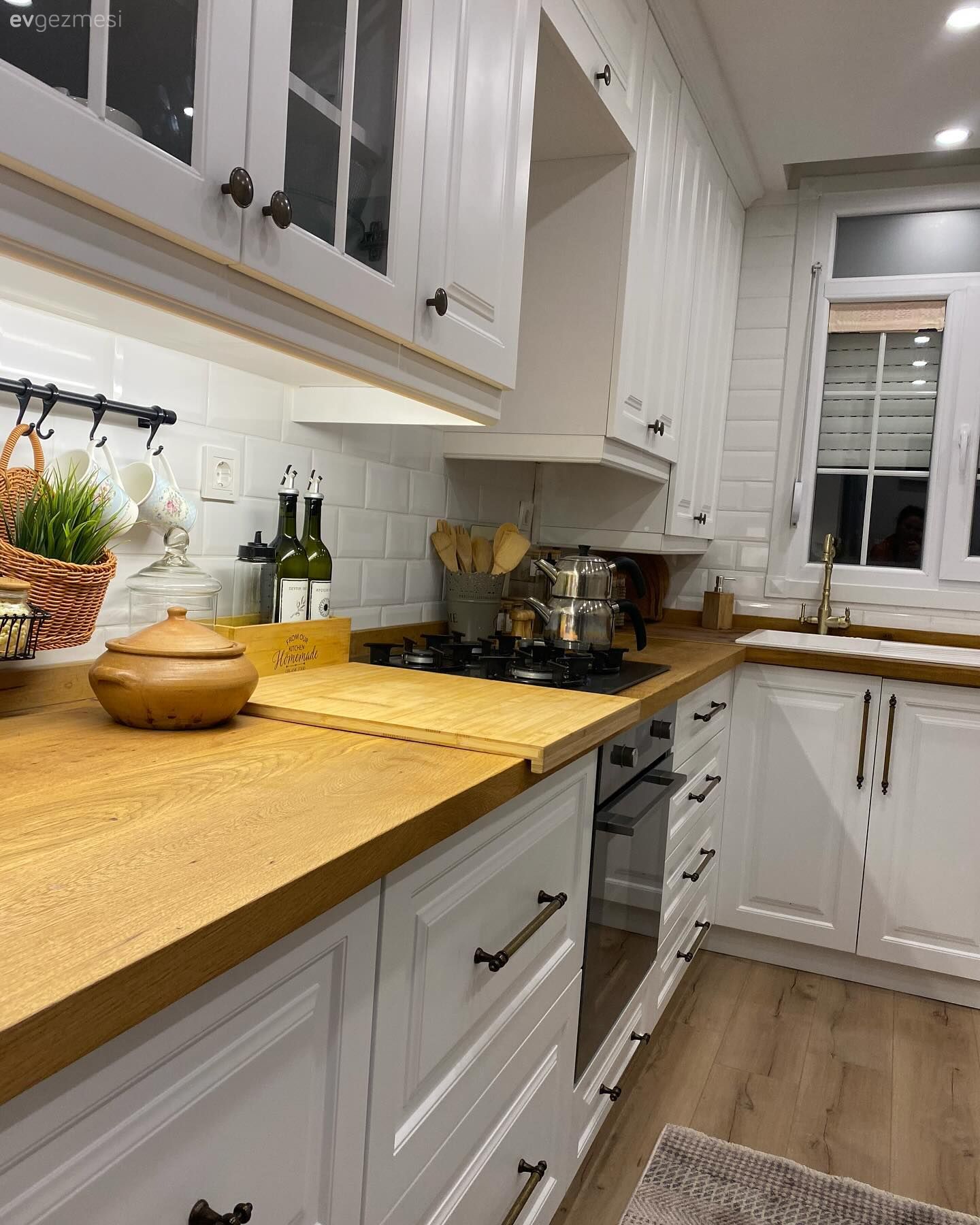 Bir Gözü Geçmişe Bakan Bu Ev Dün ve Bugünün Arasında!