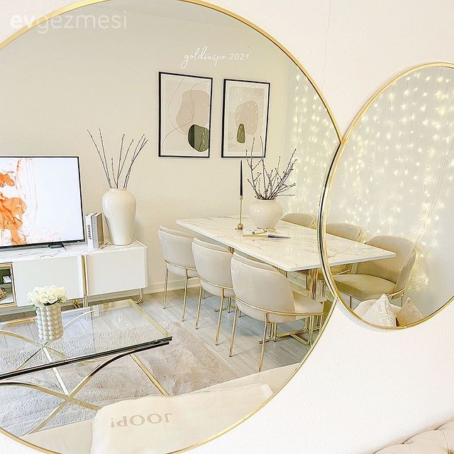 Bu Modern Evde Altın Dokunuşlarının Yeri Ayrı