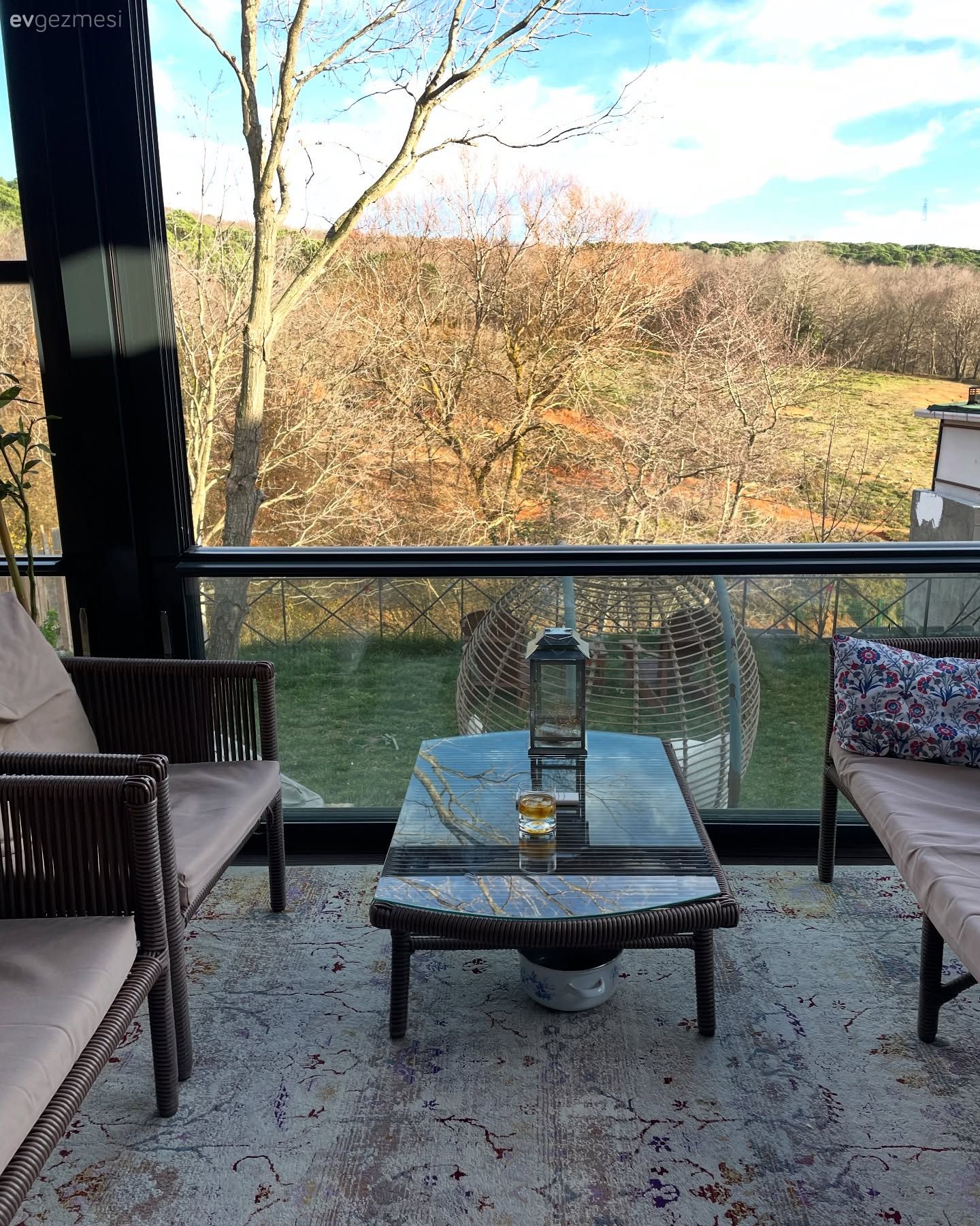 İstanbul'da Ama Sakinliğin İçinde: 30 M2'lik Bir Küçük Ev