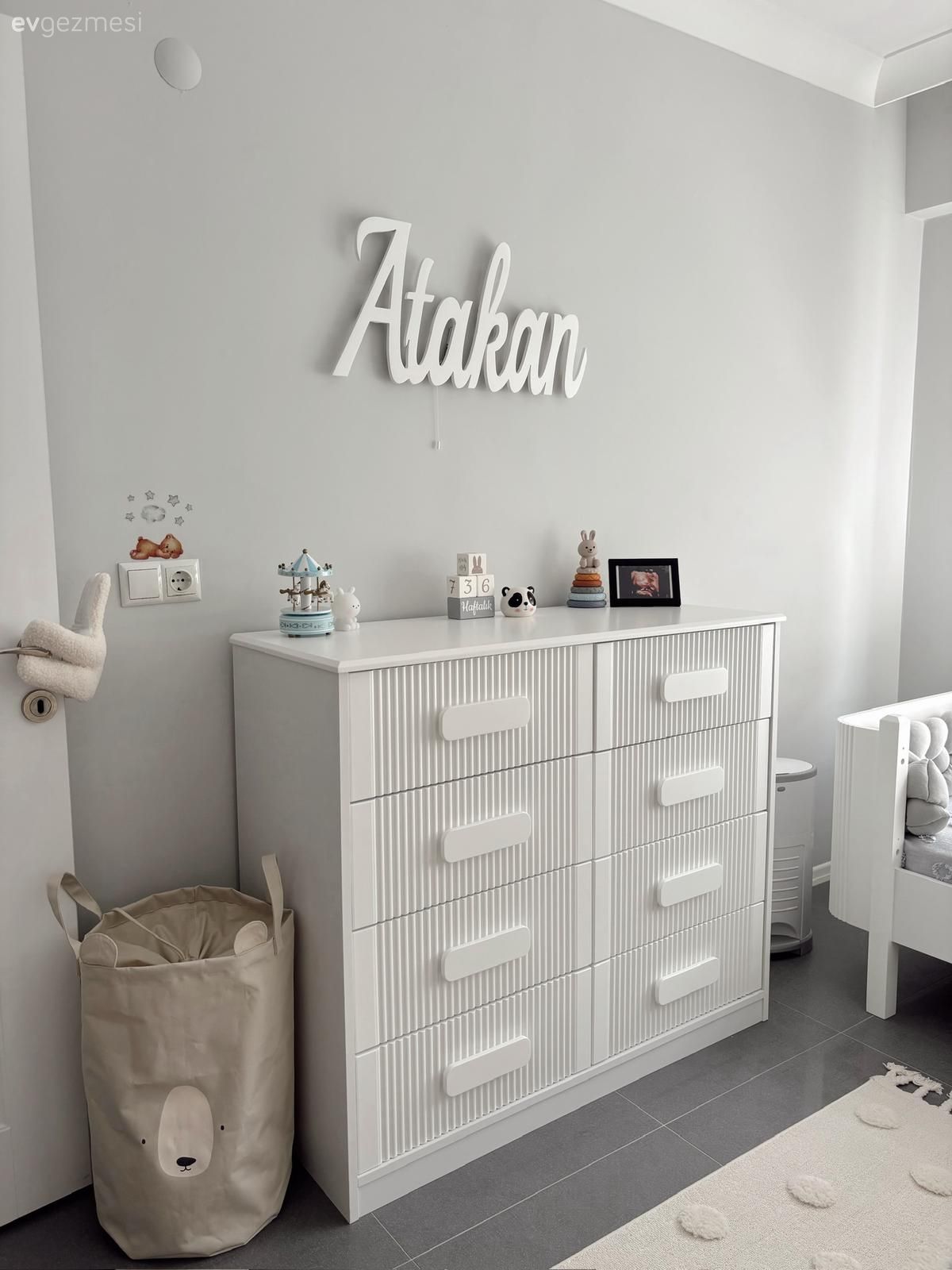 Şifonyer, Yatak Odası, Beyaz, Krem, Bej, Çocuk odası duvar dekorasyonu