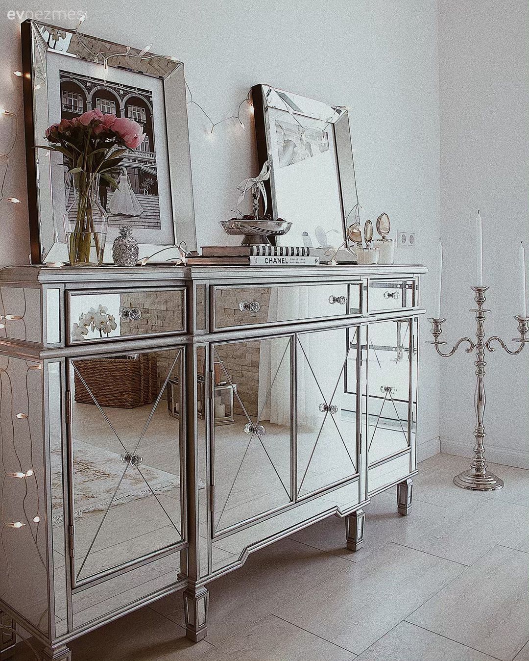 Ev Gezmesi: Konforun Modern ve Rustik Detaylarla Buluşması