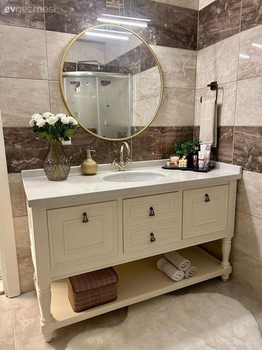 Bu Trabzon Evinde Banyo ve Yatak Odası Kendi İçlerinde Şıklık Yarışında!