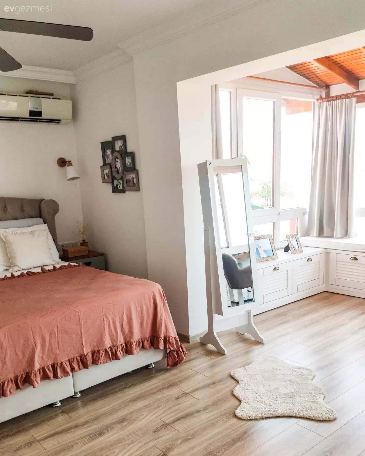 Bu Yatak Odasına Bakar Bakmaz Tatil Moduna Giriyorsunuz