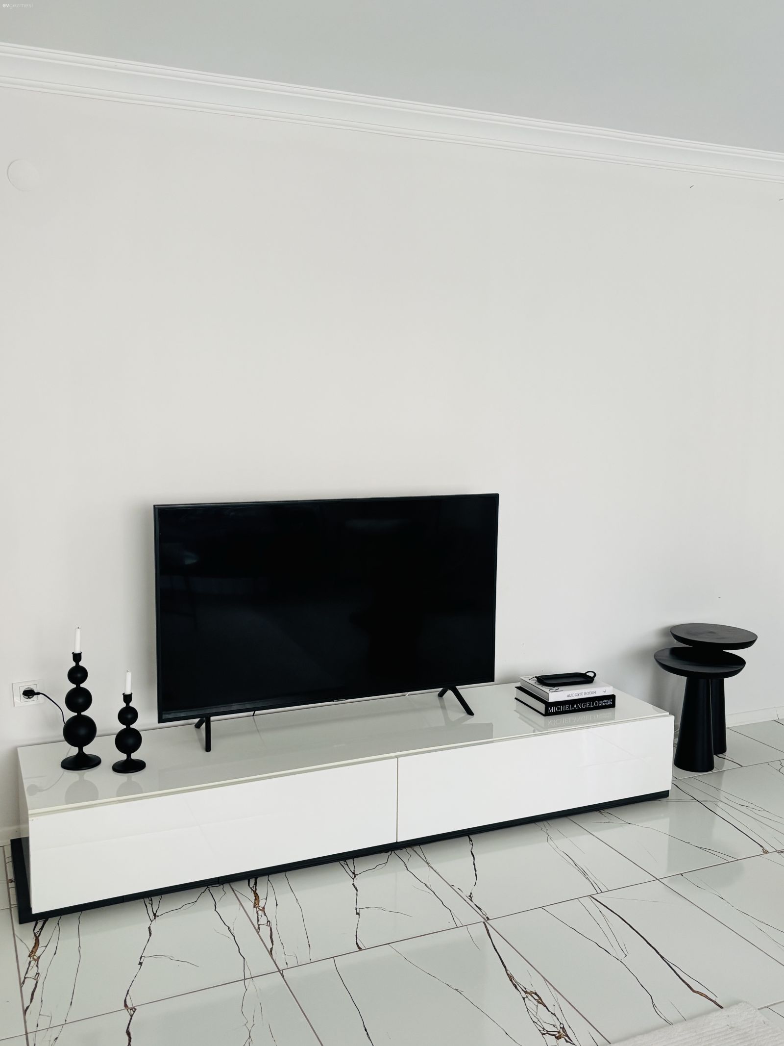 Tv ünitesi, Tv ünitesi aksesuarları, Ev Aksesuar, Beyaz, Siyah