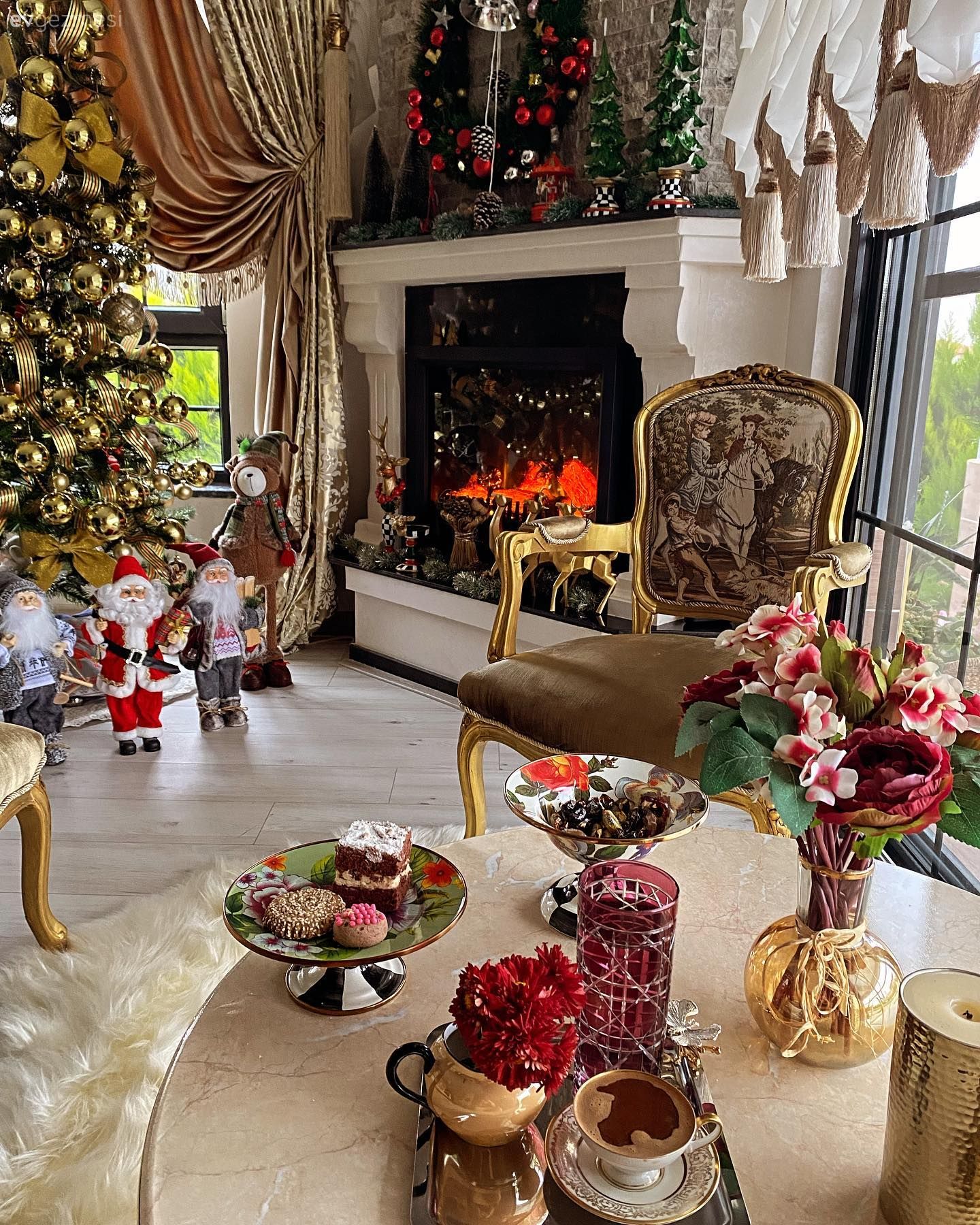 Yeni Yılın Heyecanını Her Köşesine Yansıtmış Yılbaşı Konseptli Dekorlar!