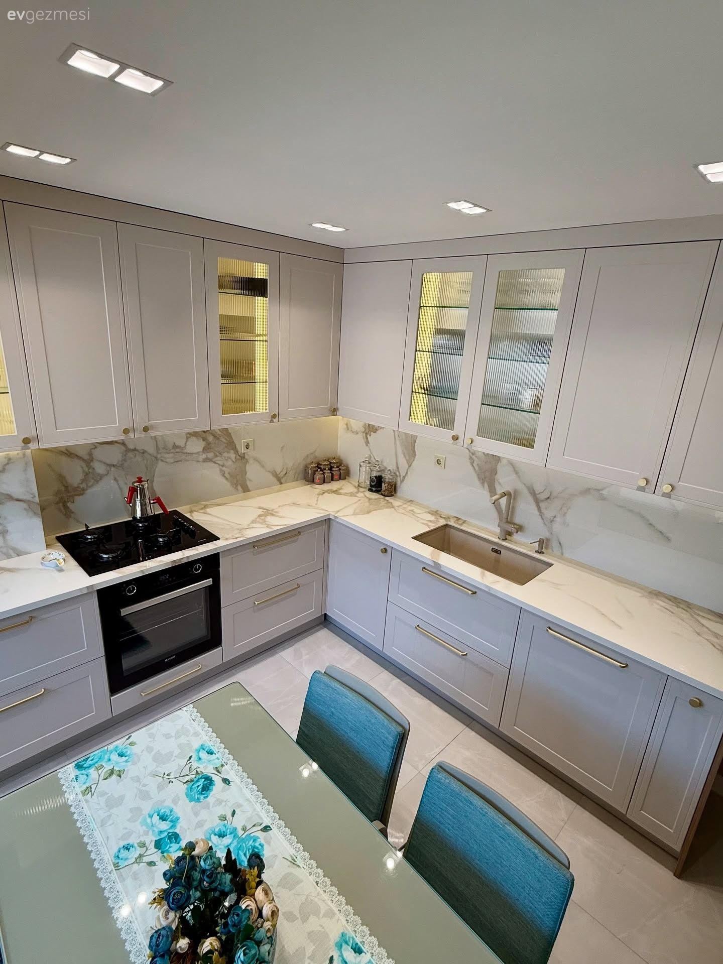 L- Tipi Bu Mutfakta Kalite, Ferahlık ve Samimiyet Bir Arada