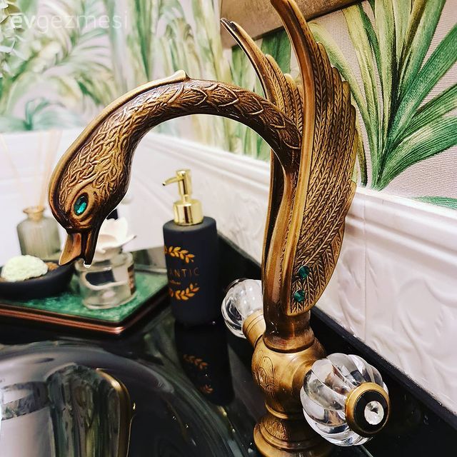 Altın, Banyo aksesuarları, Banyo, Duvar kağıdı, Duvar dekorasyonu, Yeşil