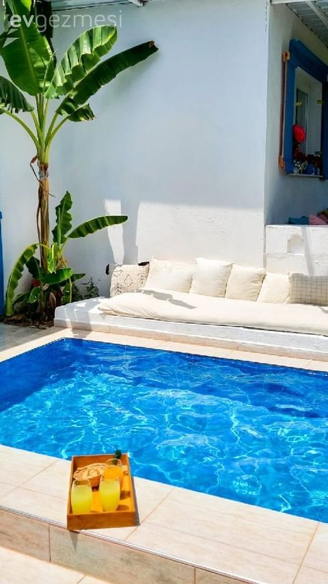 Havuz, Sedir ve Nişlerin Hepsi Gaz Betondan! Yapan da Bizzat Ev Sahibi!