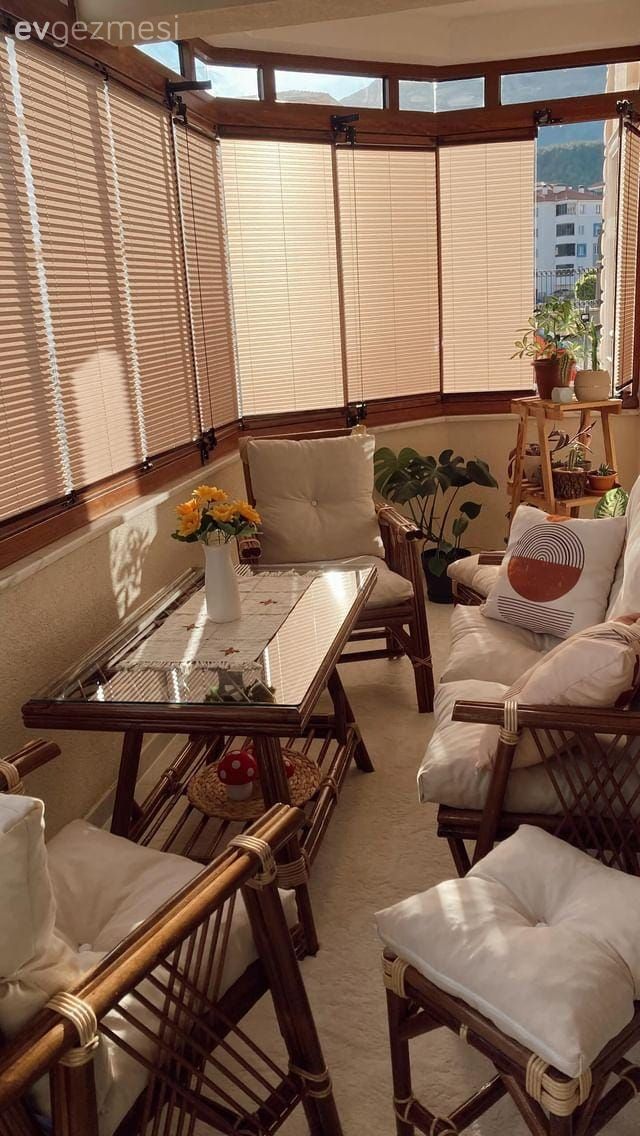 Balkon Perdesi Rehberi: Gerekli Bilgiler ve Modeller