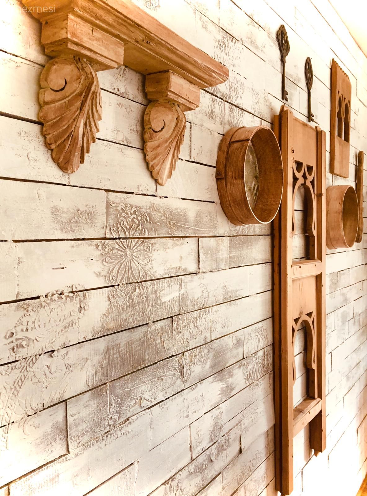 Ahşap Mobilya, Kahverengi, Duvar dekorasyonu